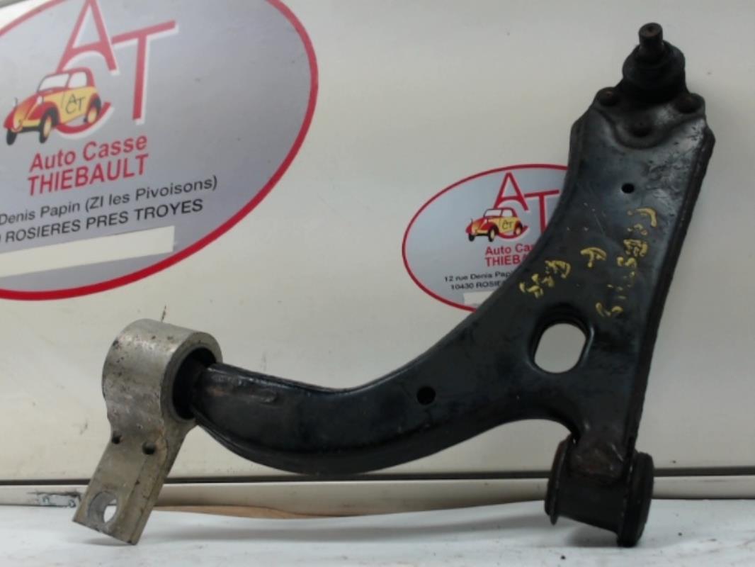 Triangle avant gauche FORD FIESTA 5  - 1