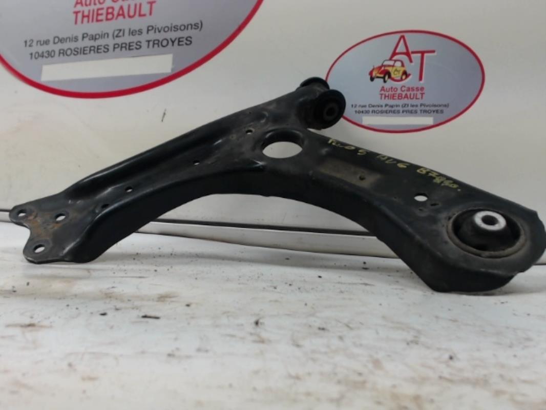 Triangle avant gauche VOLKSWAGEN POLO 5  - 1
