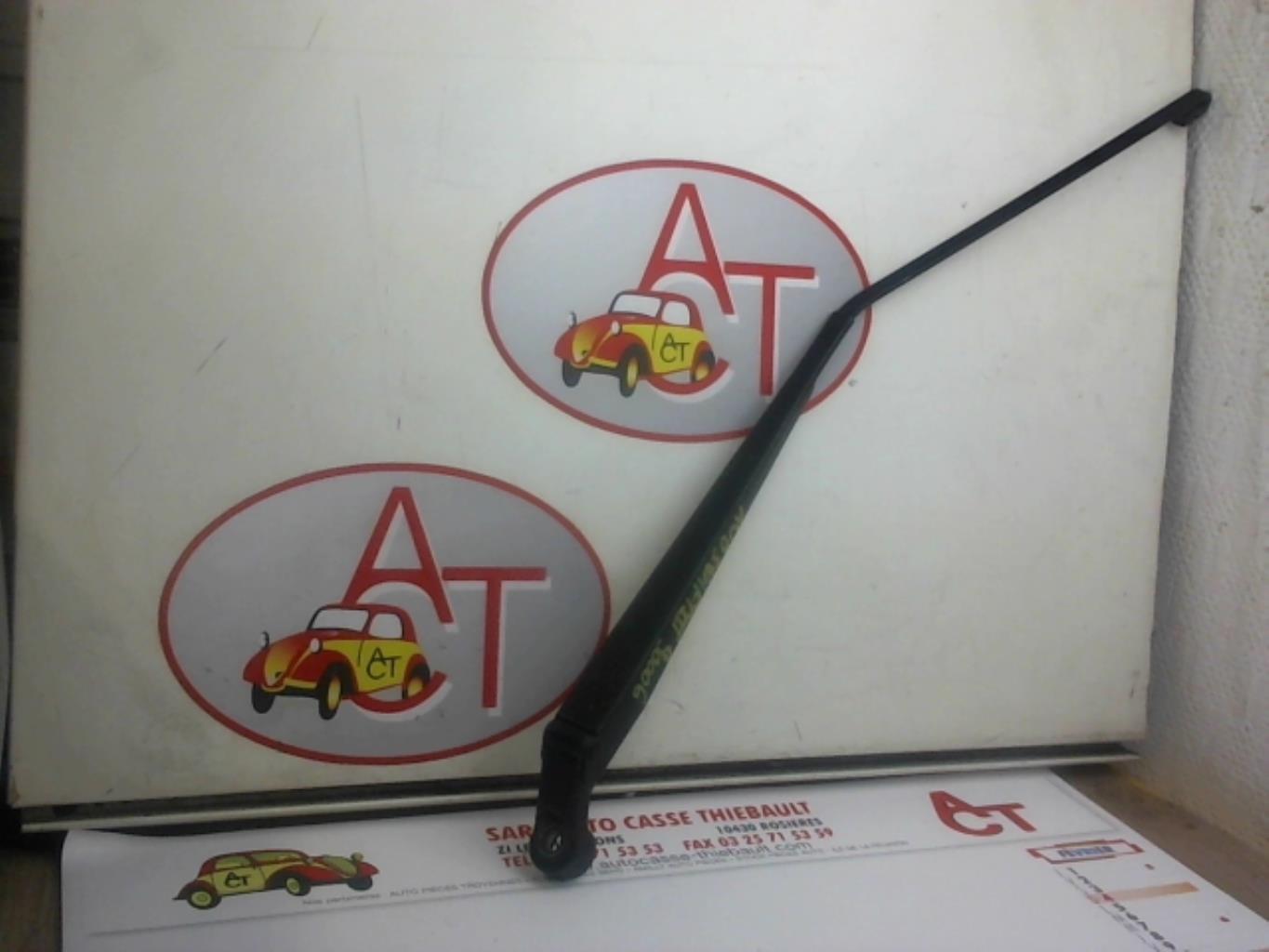 Braccio tergicristallo anteriore destro SUZUKI SWIFT 3 Diésel - 1