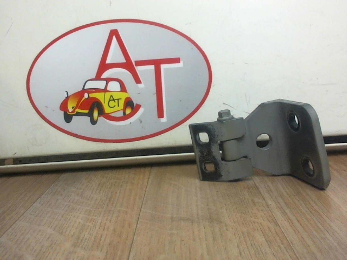 Charniere de porte avant gauche BMW X3 E83 PHASE 1 Diesel - 1