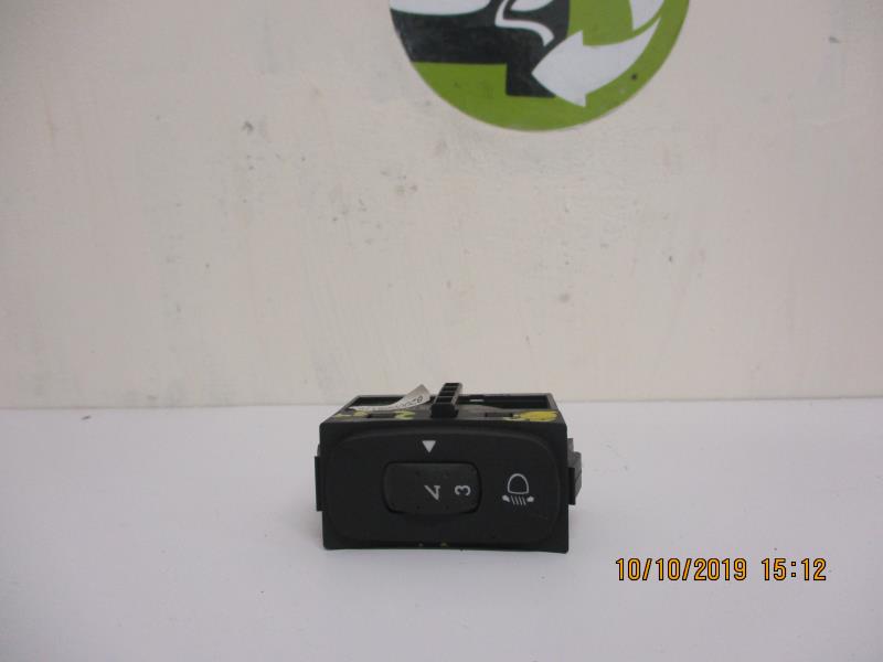Commande de reglage hauteur de phare RENAULT VEL SATIS PHASE 1 Essence - 1