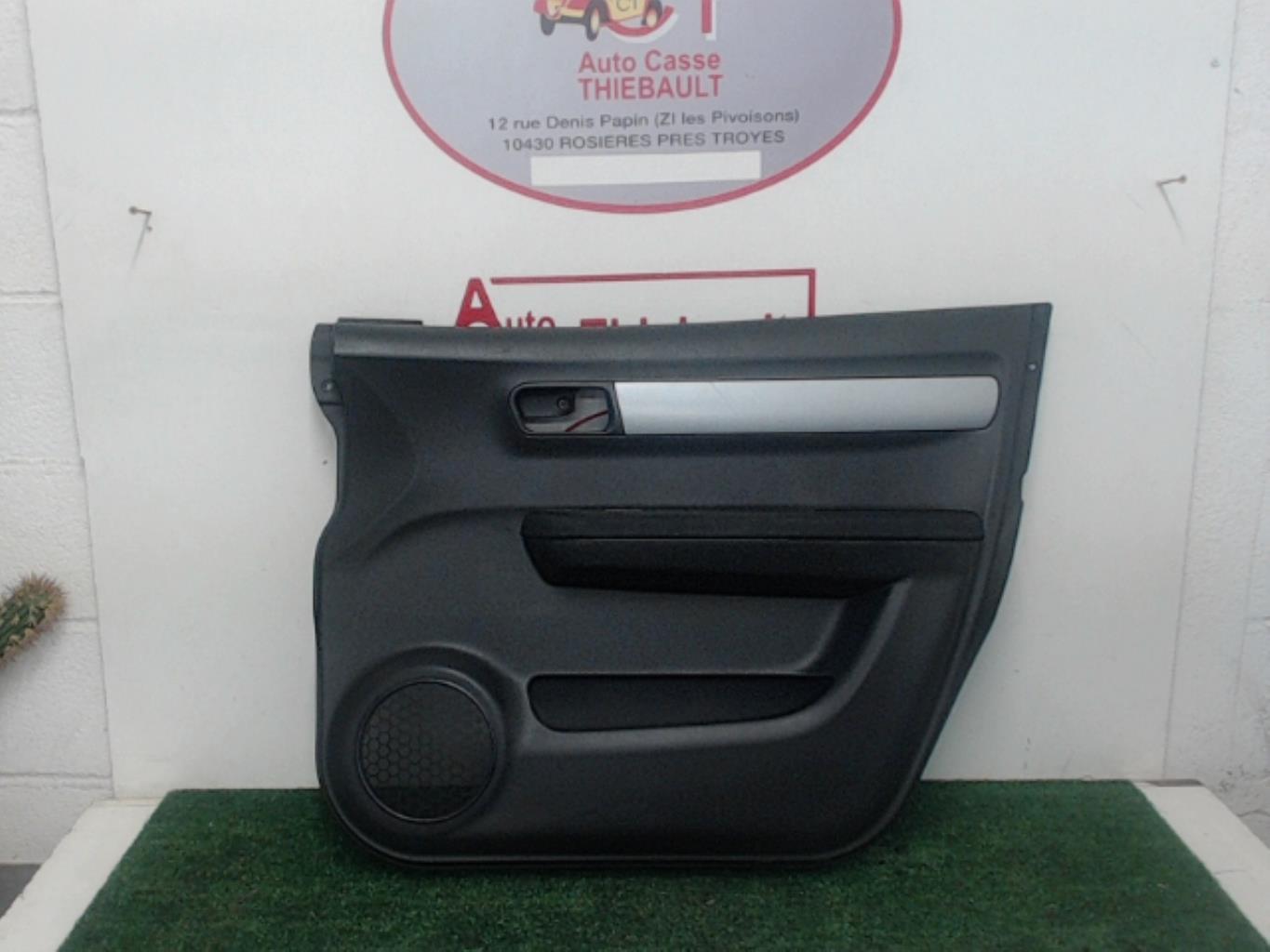Pannello portiera anteriore destro SUZUKI SWIFT 3 Diésel - 1