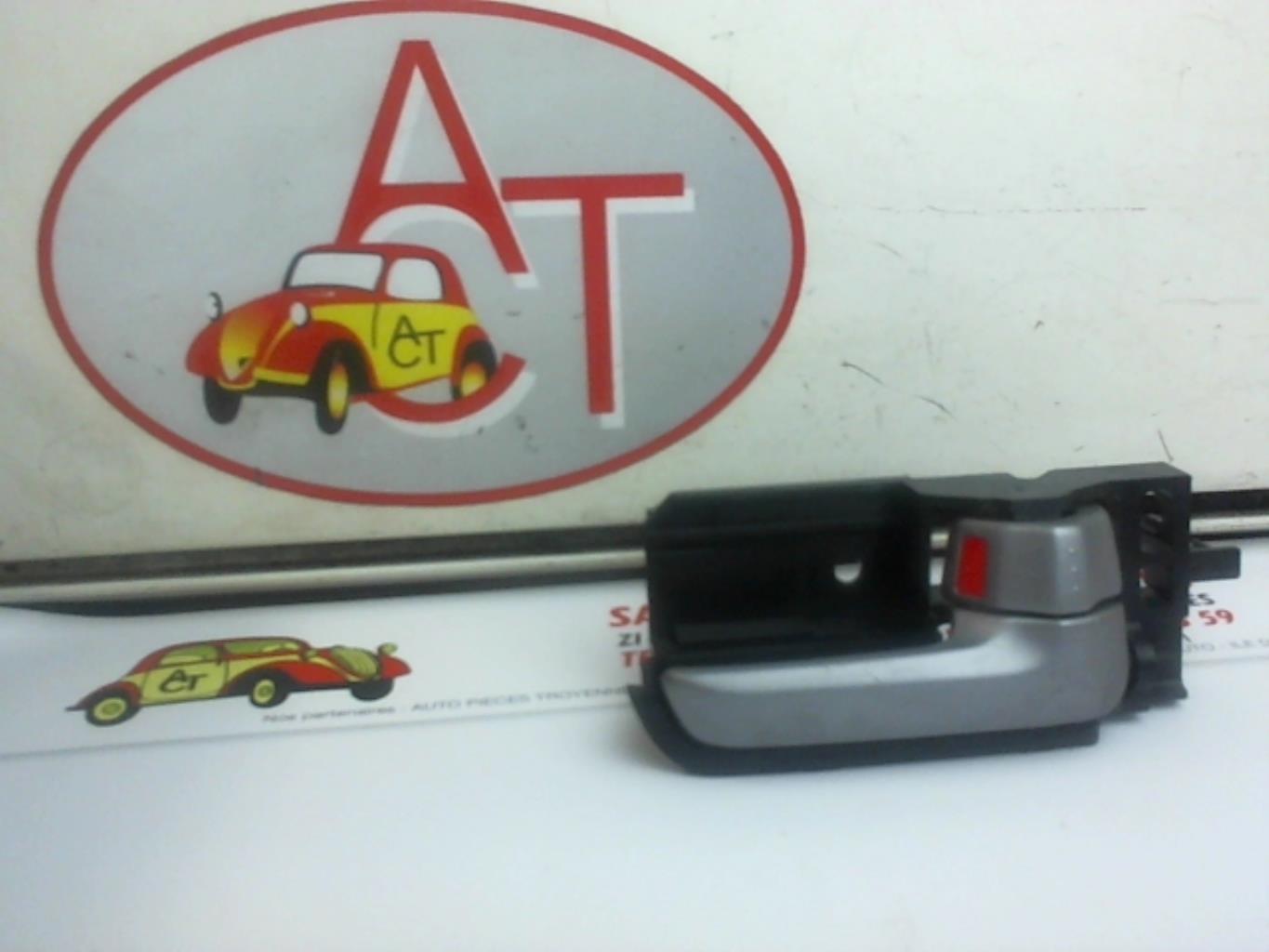Maniglia interna posteriore destra SUZUKI SWIFT 3 Diésel - 1