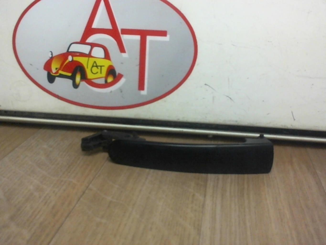 Maniglia portiera posteriore destra VOLKSWAGEN GOLF 5 Diésel - 1