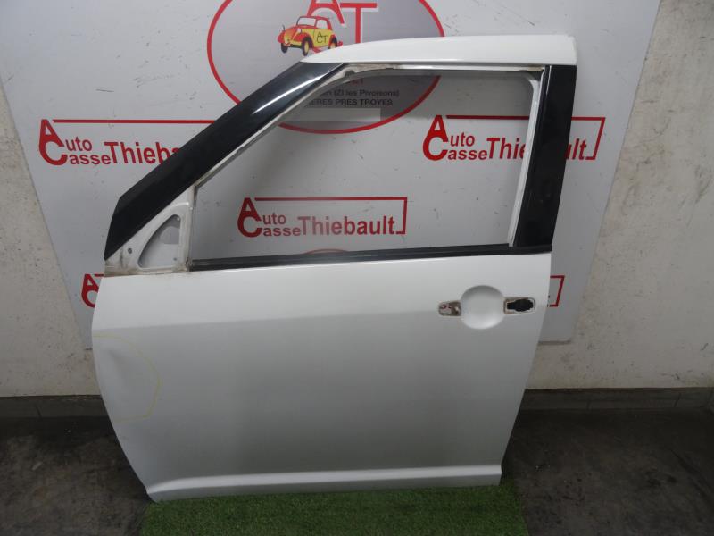 Porte avant gauche SUZUKI SWIFT 3 Diesel - 1