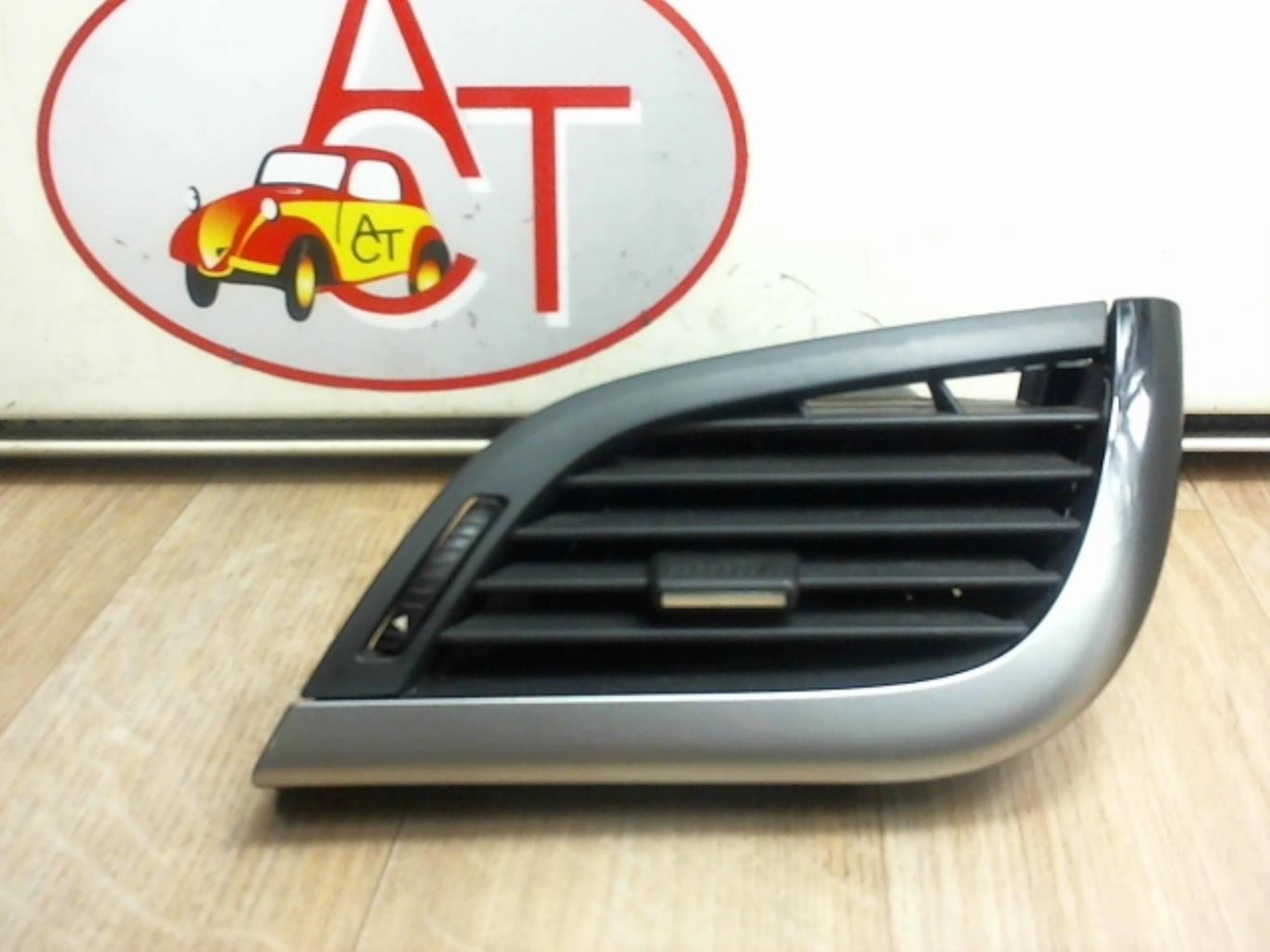 Bocchetta aerazione cruscotto anteriore destra PEUGEOT 207 SW Diésel - 1