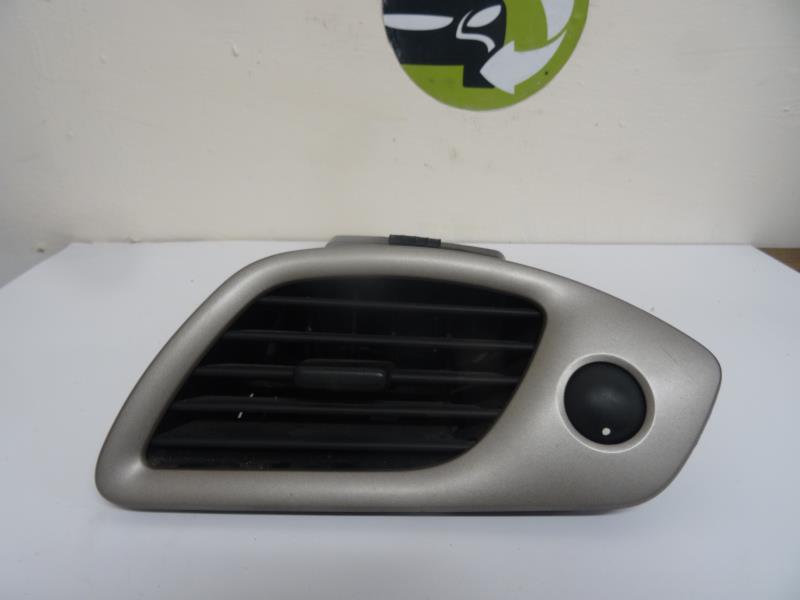 Bocchetta aerazione cruscotto anteriore destra RENAULT SCENIC 3 PHASE 1 Diésel - 1