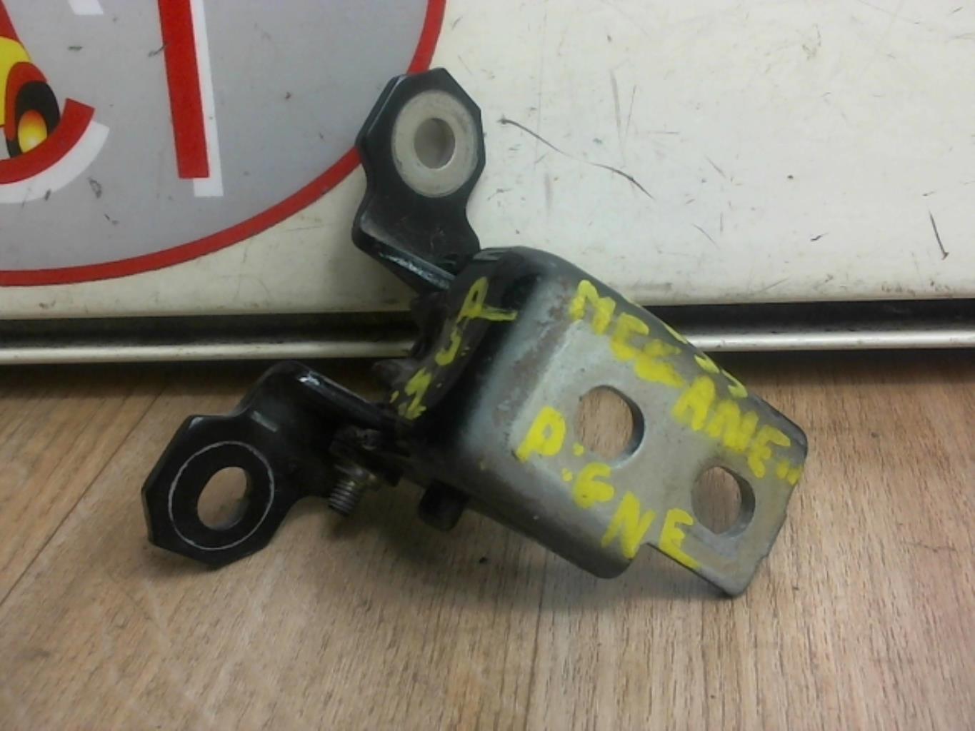 Cerniera portiera posteriore destra RENAULT MEGANE 3 PHASE 1 Diésel - 1