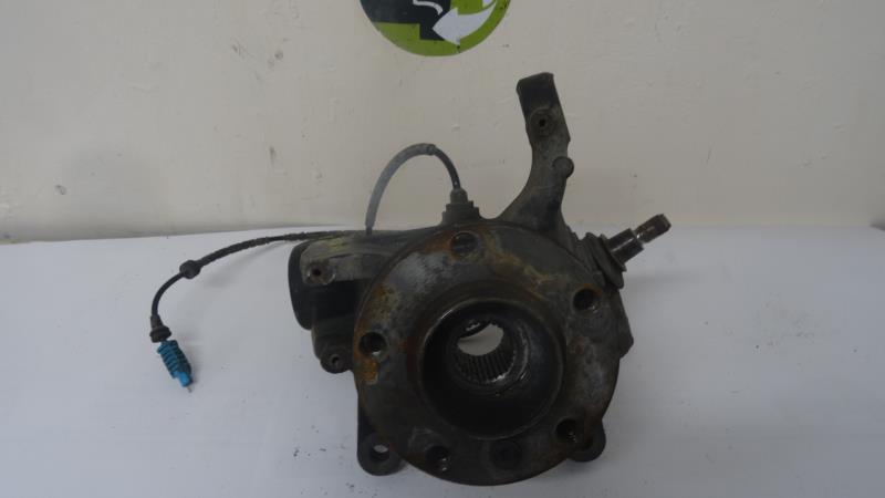 Fusee avant gauche BMW X3 E83 PHASE 1 Diesel - 1