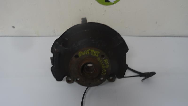 Fusee avant gauche SUZUKI SWIFT 3 Diesel - 1