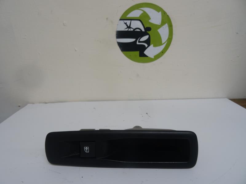 Interruttore lavacristalli posteriore sinistro RENAULT SCENIC 3 PHASE 1 Diésel - 1