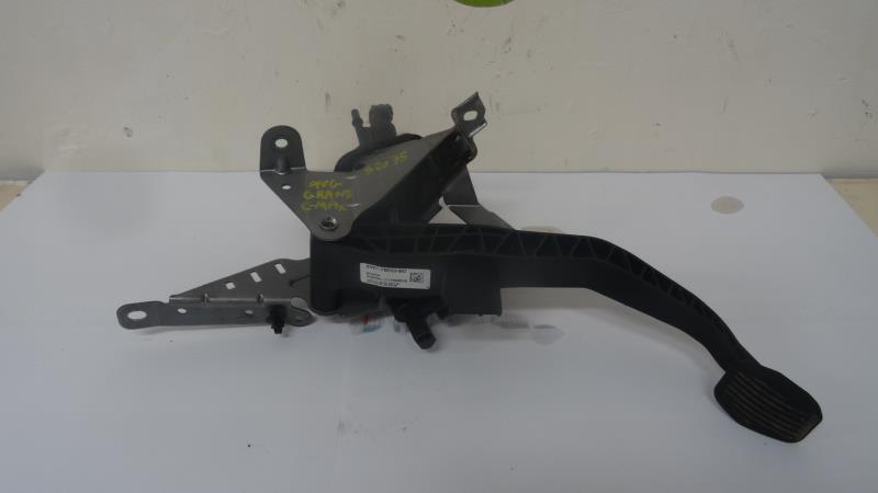 Pedale d'embrayage FORD GRAND C-MAX 2 PHASE 1 Diesel - 1
