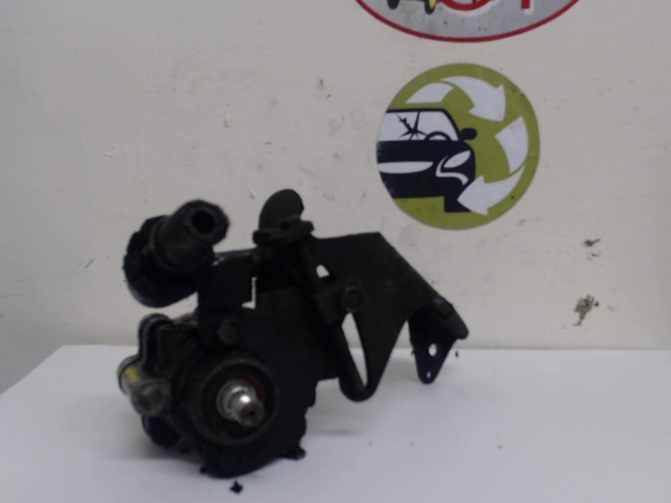 Pompe de direction NISSAN SERENA 1 Diesel - 1