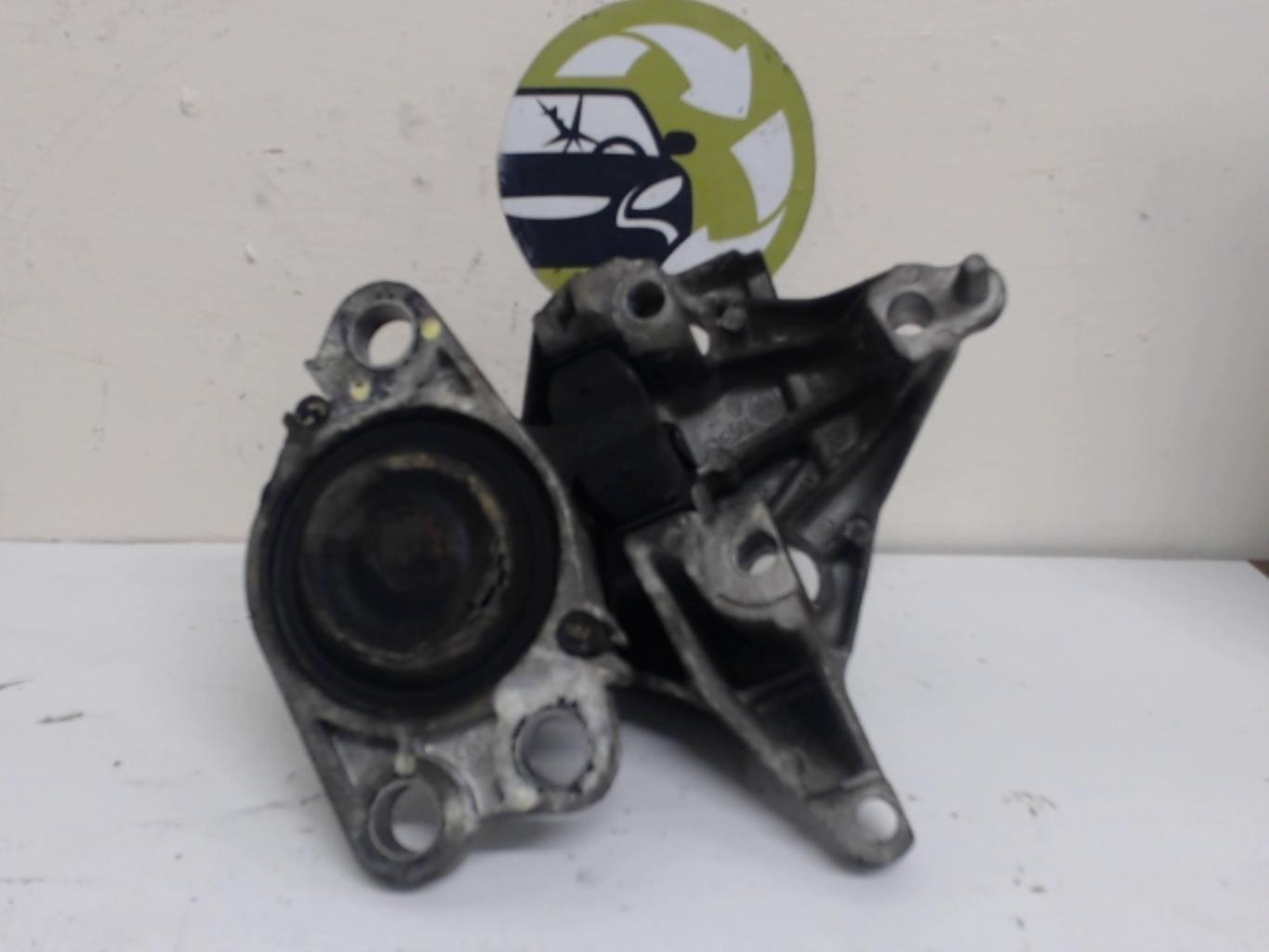 Support moteur RENAULT CLIO 2 PHASE 2 Diesel - 1