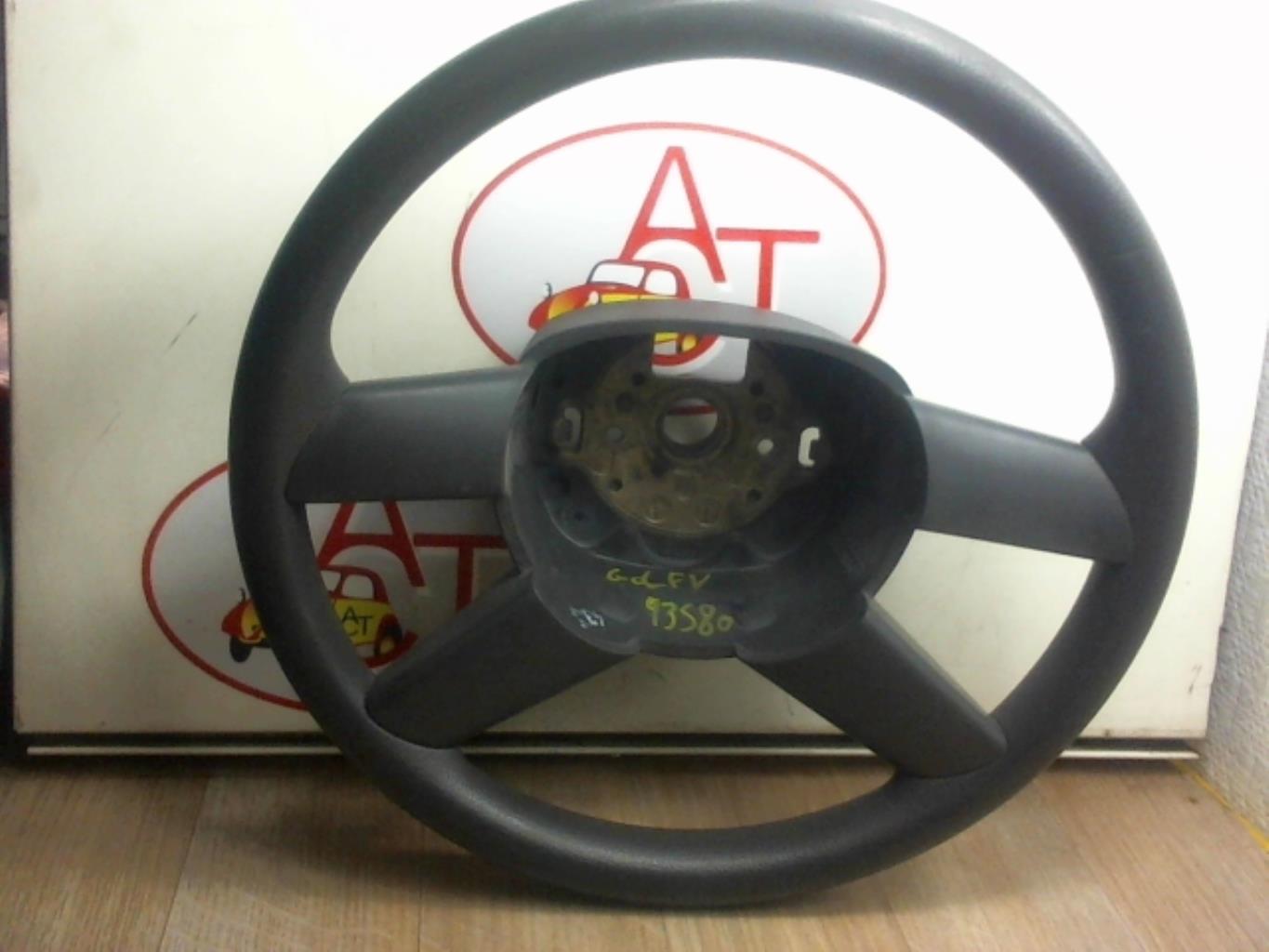 Volant VOLKSWAGEN GOLF 5 Diesel - 1