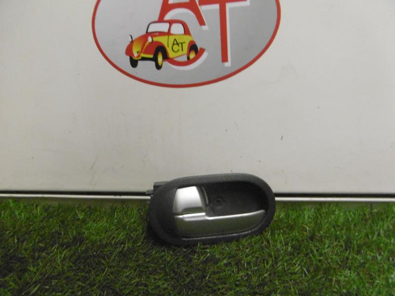 Maniglia interna anteriore sinistra MITSUBISHI COLT 6 PHASE 1 Gasolina - 1