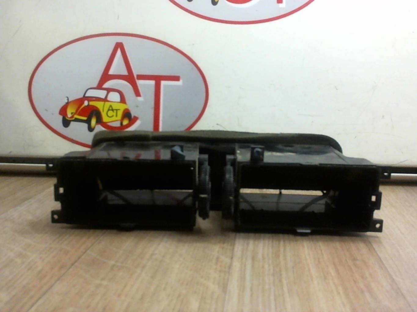 Bocchetta aerazione cruscotto NISSAN PICK UP D21 KING CAB Diésel - 1