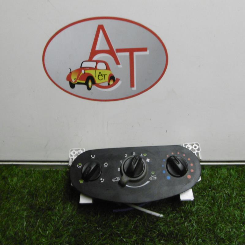 Commande chauffage DACIA SANDERO 1 Essence - 1
