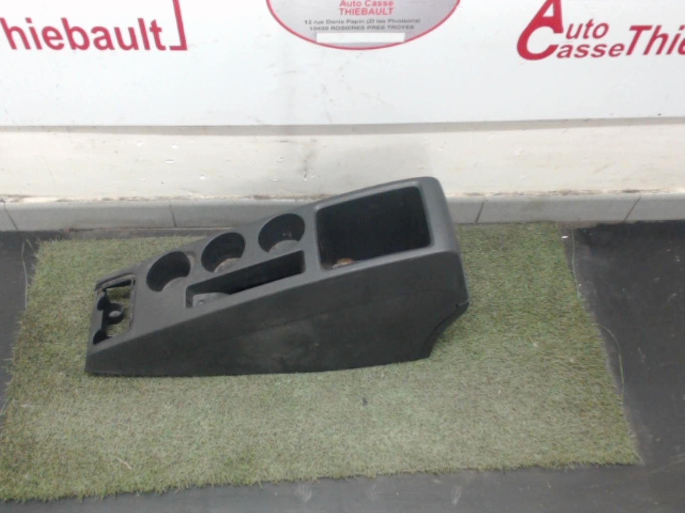 Consolle centrale (interno in plastica) TOYOTA COROLLA VERSO 2 PHASE 1 Diésel - 1