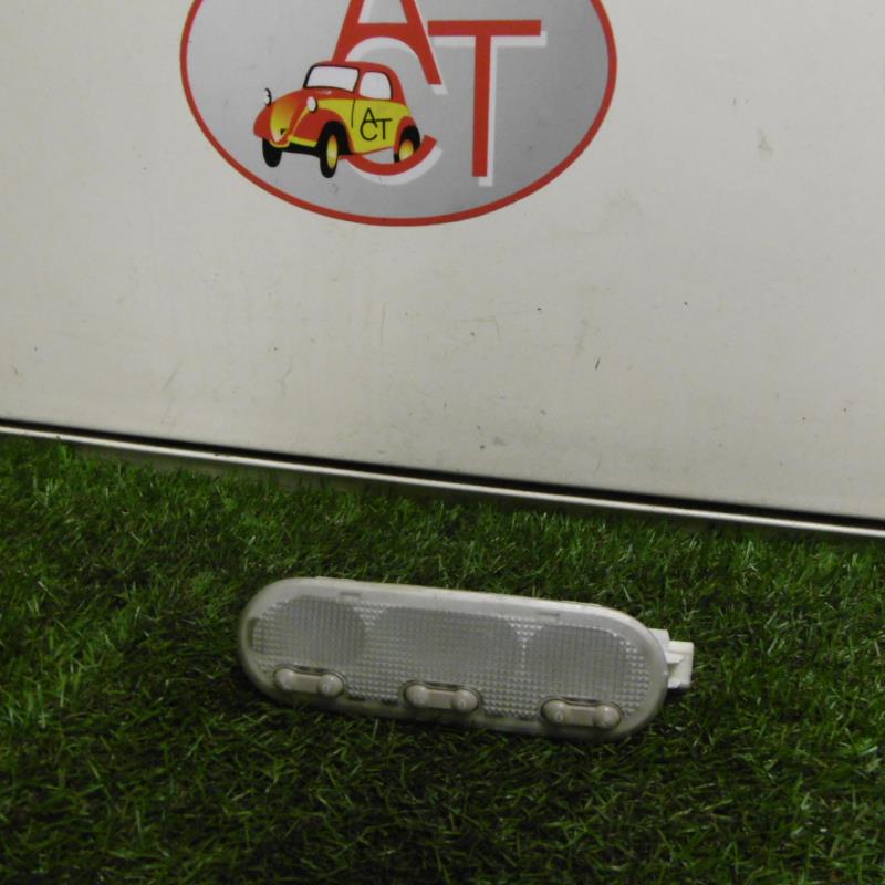 Eclairage de plafonnier RENAULT CLIO 3 PHASE 1 Diesel - 1