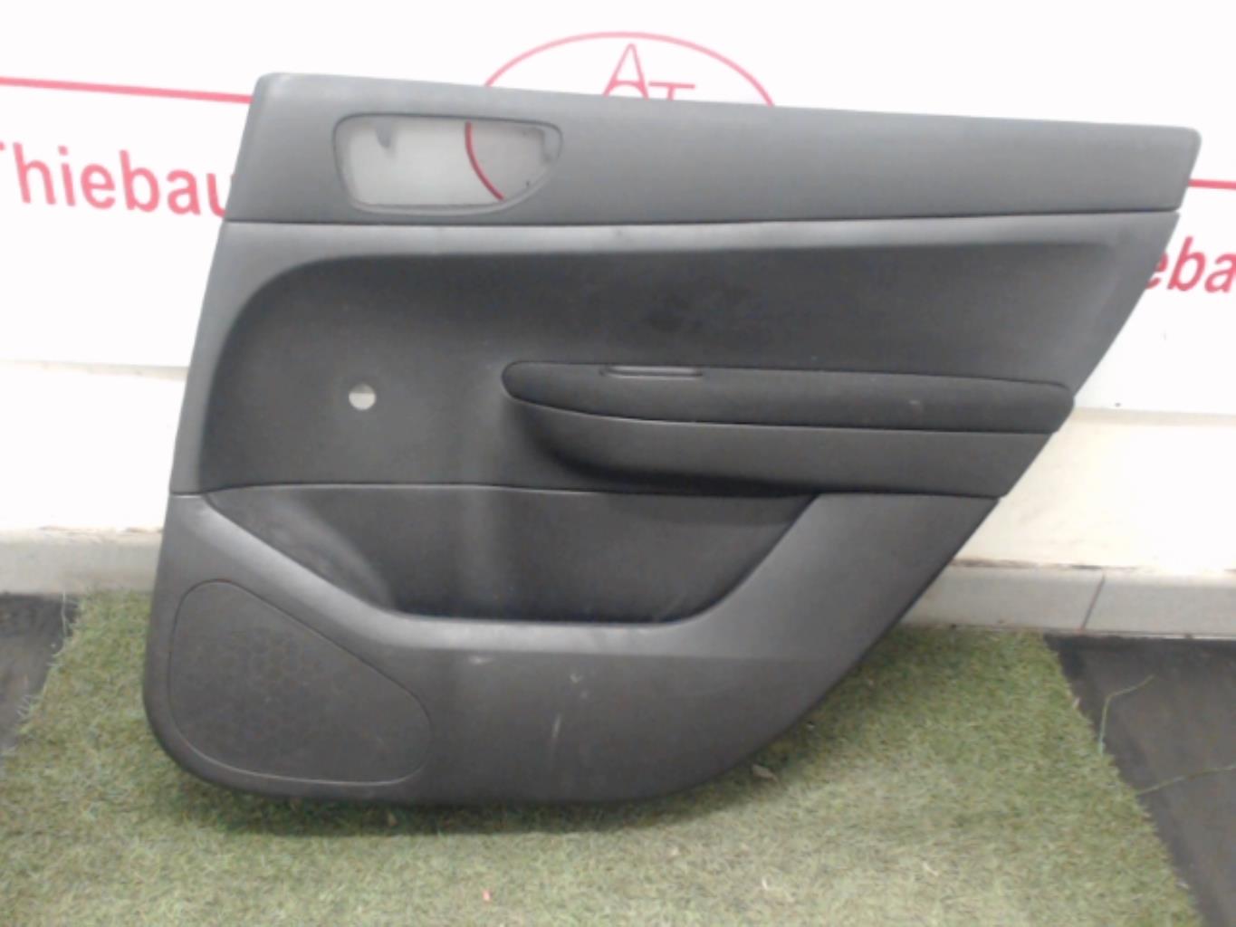Pannello portiera posteriore destro PEUGEOT 307 PHASE 1 Diésel - 1
