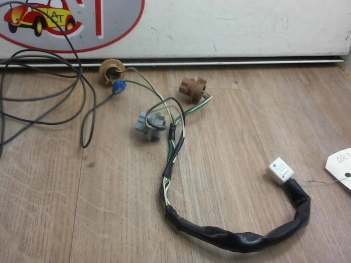 Base portalampade fanale posteriore destro TOYOTA RAV4 2 PHASE 1 Diésel - 1
