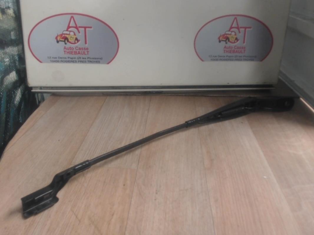 Braccio tergicristallo anteriore destro PEUGEOT 208 1 PHASE 2 Gasolina - 1
