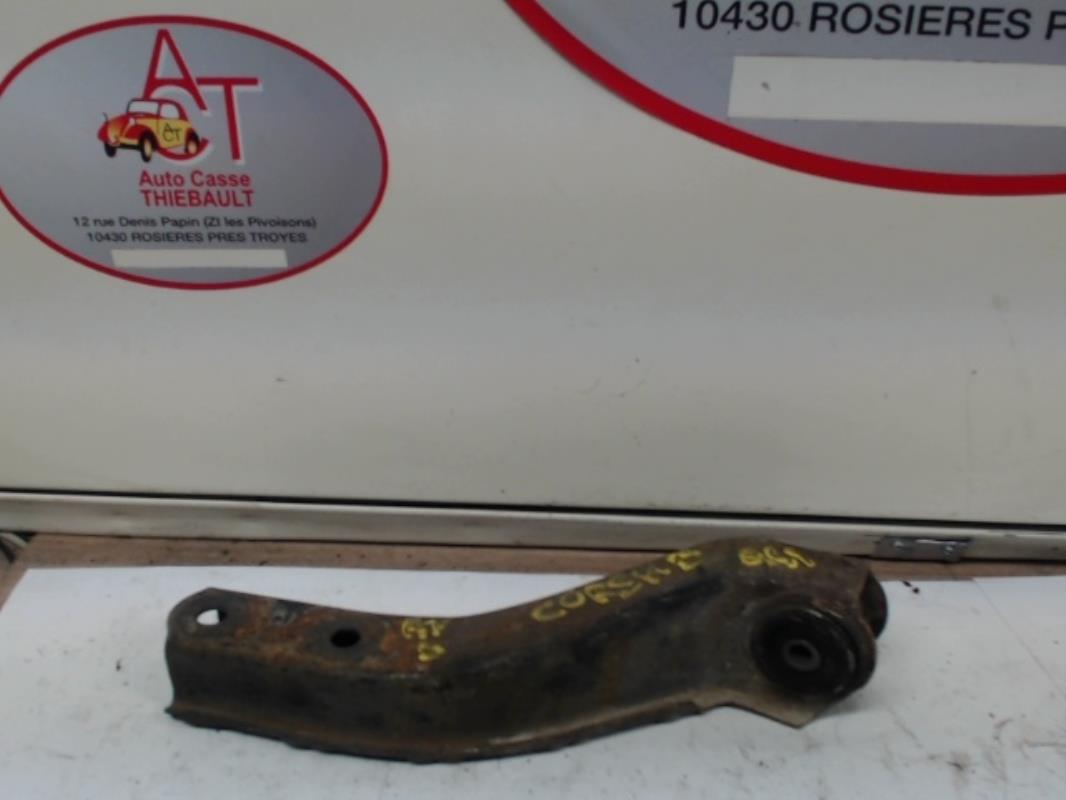Braccio sospensione inferiore anteriore destro OPEL CORSA A Gasolina - 1