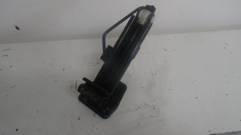 Cric FORD MONDEO 1  - 1