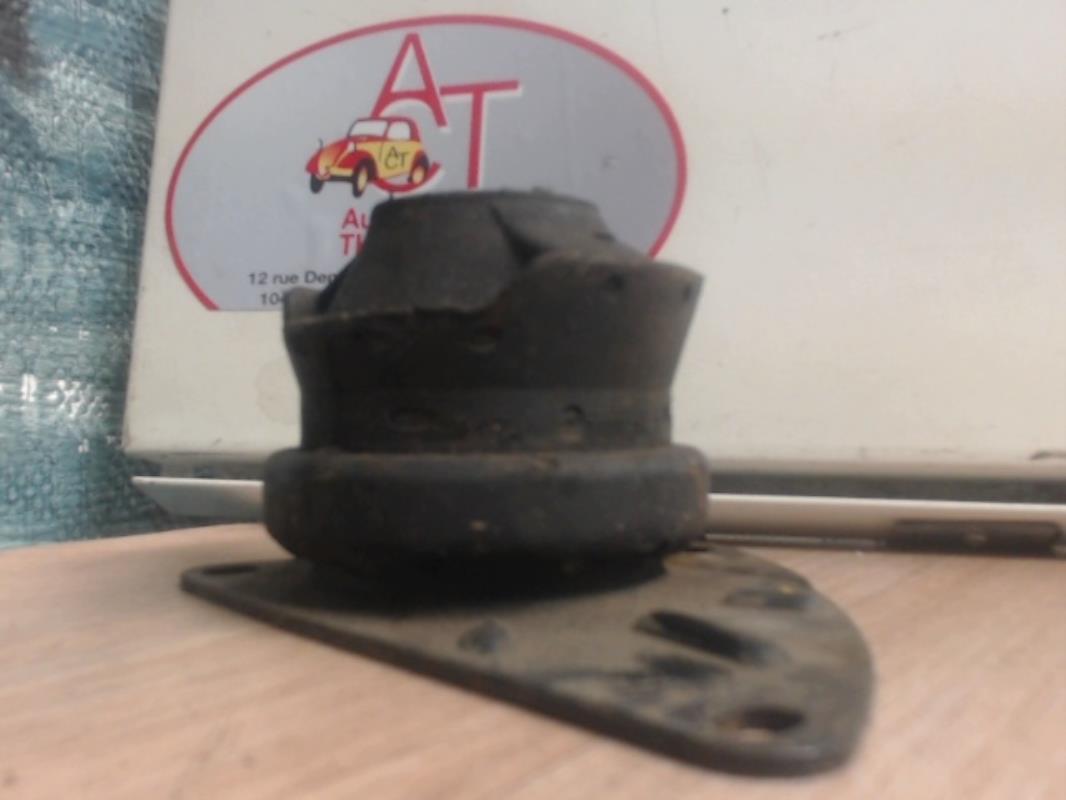 Supporto motore sinistro VOLKSWAGEN POLO 3 Diésel - 1