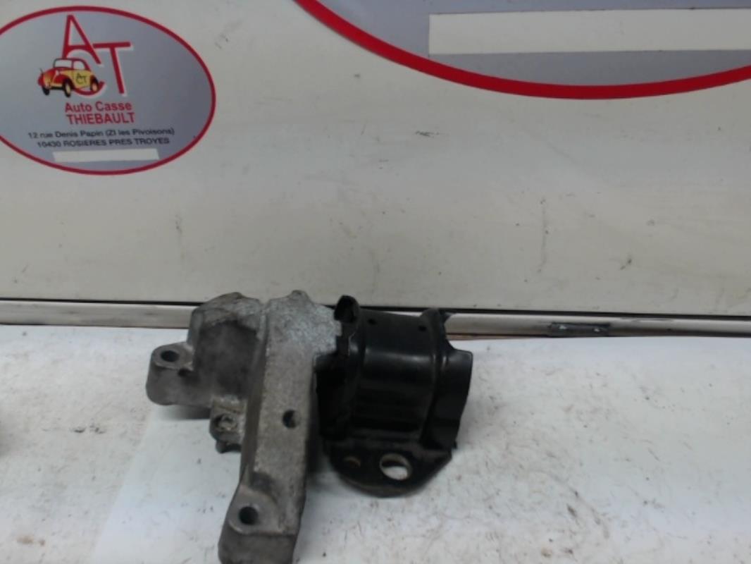 Support moteur droit RENAULT CLIO 2 PHASE 1 Essence - 1