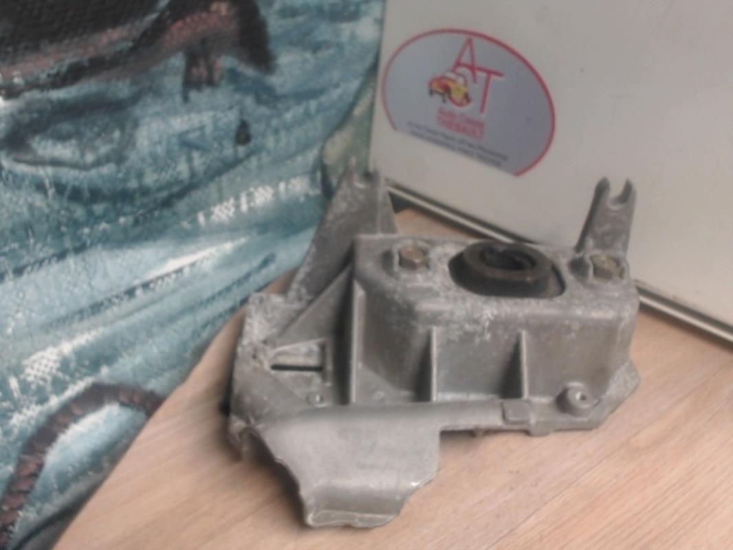 Support de boite NISSAN NOTE 1 PHASE 1 Diesel - 1