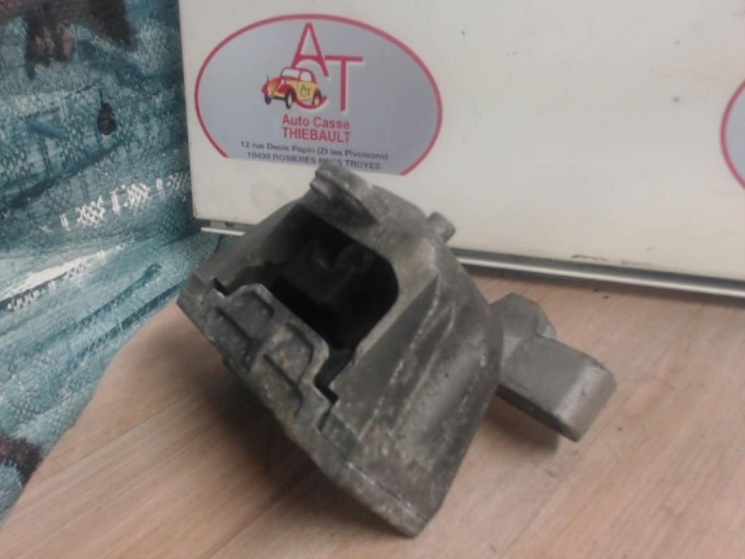 Supporto motore destro VOLKSWAGEN NEW BEETLE 1 PHASE 1 Gasolina - 1