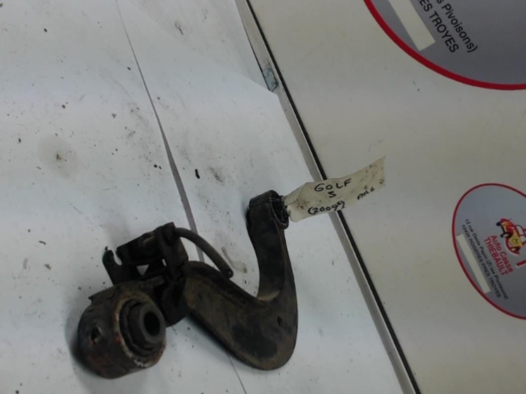 Triangolo inferiore posteriore sinistro VOLKSWAGEN GOLF 5  - 1