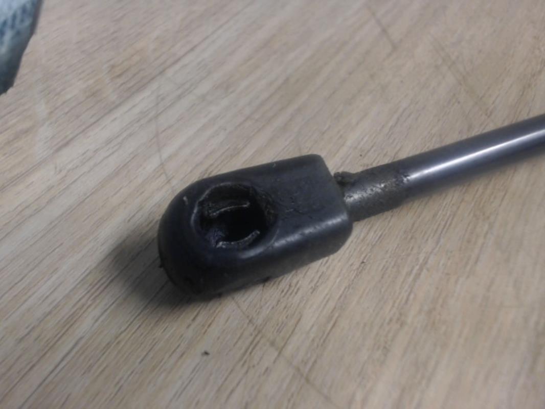 Molla a gas bagagliaio MERCEDES CLASSE M 163 PHASE 1 Diésel - 1