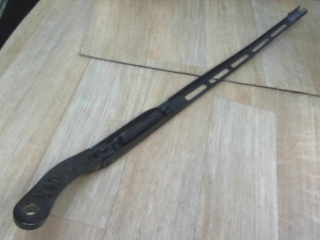 Braccio tergicristallo anteriore destro PEUGEOT 307 PHASE 1 Diésel - 1