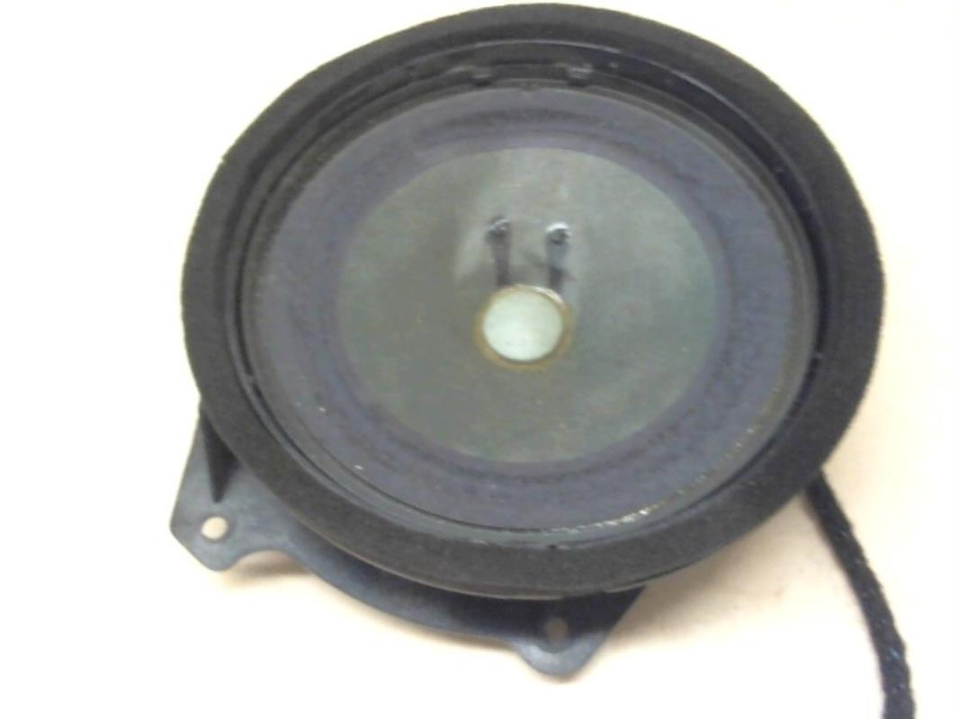 Haut parleur MERCEDES   - 1