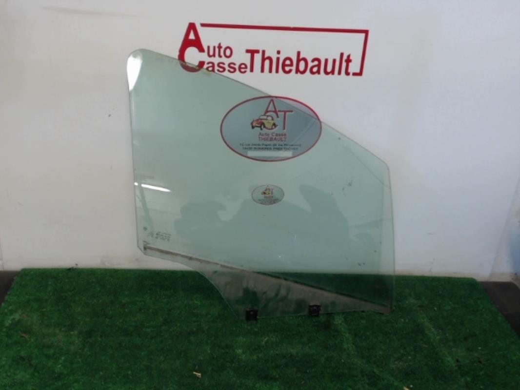 Vitre avant droit CITROEN C3 2 PHASE 1 Diesel - 1