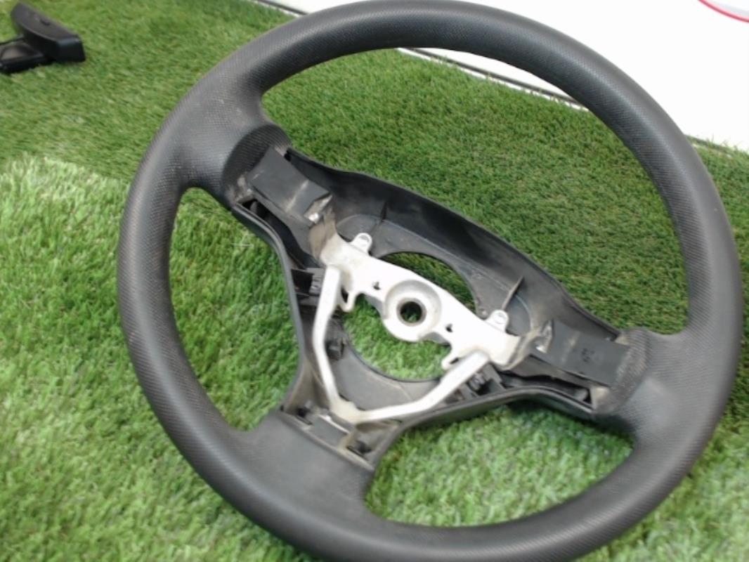 Volant TOYOTA AYGO 1 PHASE 3 Essence - 1