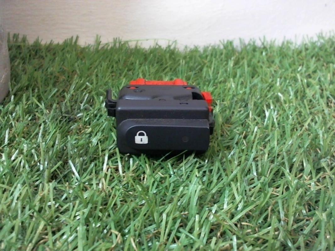 Commande de fermeture centralisee RENAULT CLIO 2 PHASE 2  - 1