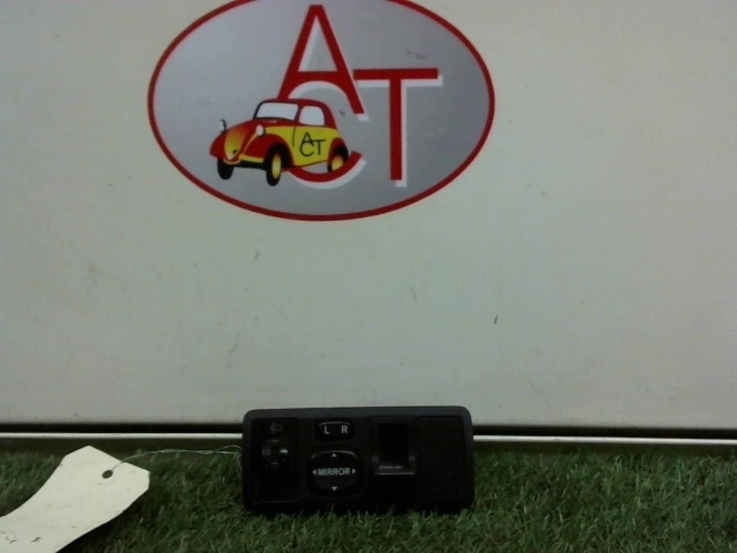 Commande de reglage hauteur de phare TOYOTA COROLLA 10 PHASE 1 Diesel - 1
