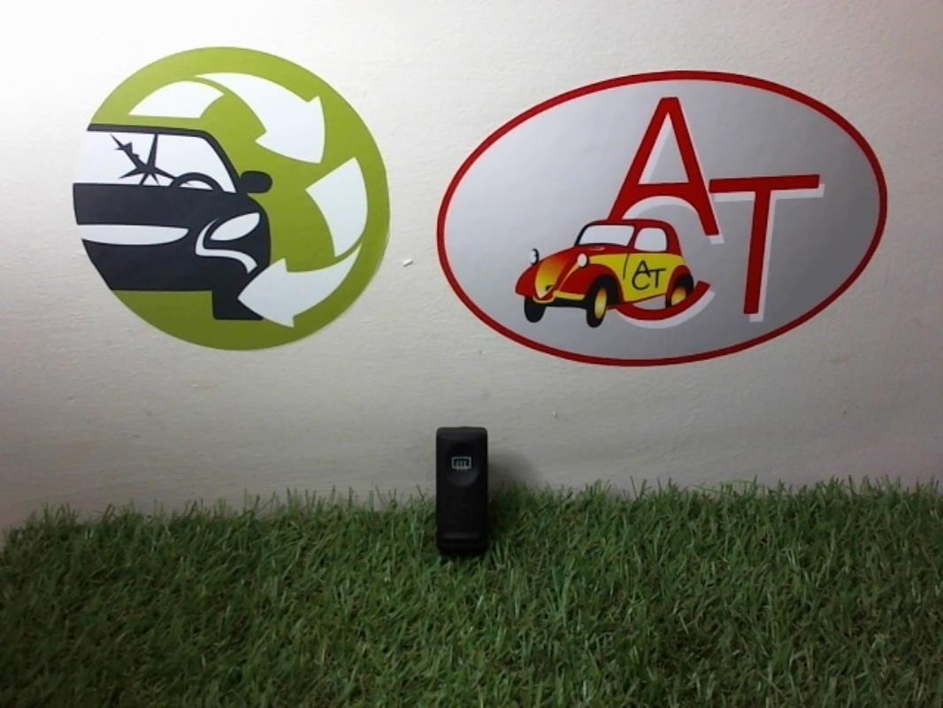 Commande degivrage lunette arriere RENAULT R19  - 1