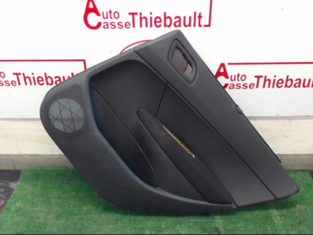 Pannello portiera posteriore destro PEUGEOT 308 1 SW PHASE 1 BREAK Diésel - 1