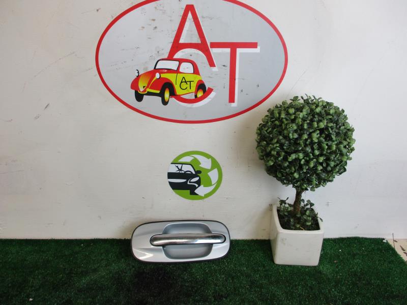 Maniglia portiera posteriore destra HYUNDAI TRAJET Diésel - 1