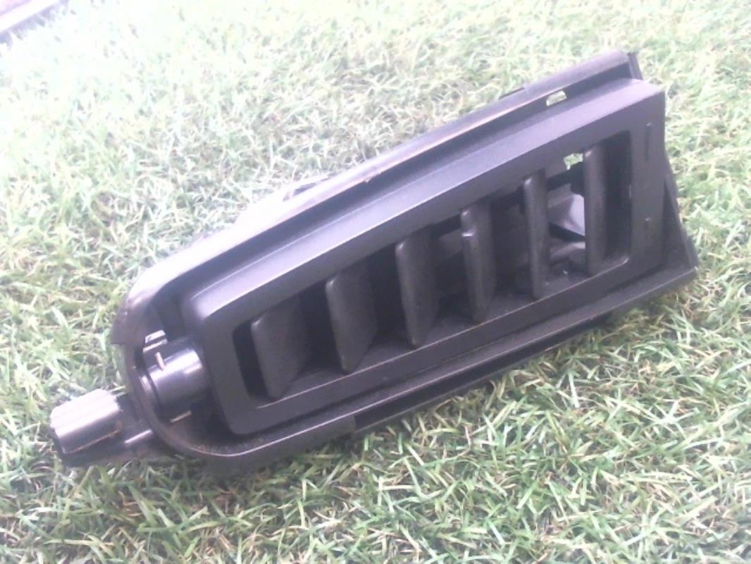 Bocchetta aerazione cruscotto anteriore sinistra CITROEN C4 PICASSO 1 Diésel - 1