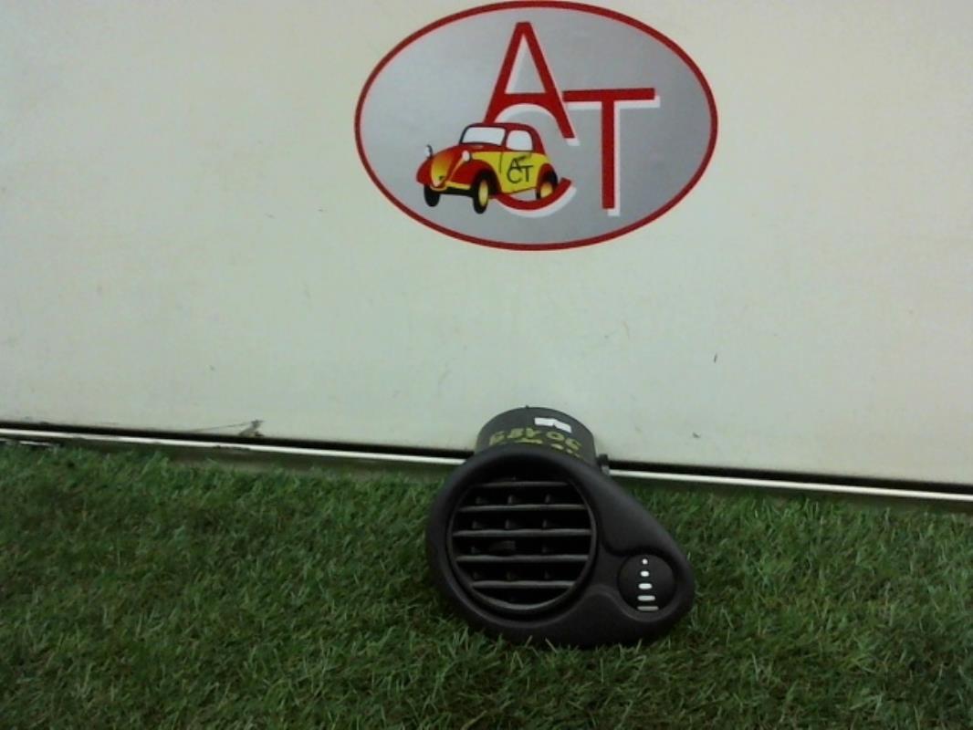 Bocchetta aerazione cruscotto anteriore sinistra RENAULT CLIO 3 PHASE 2 BREAK Diésel - 1