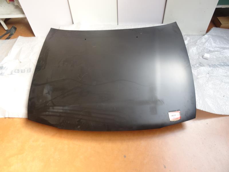 Capot TOYOTA COROLLA 8 BREAK  - 1