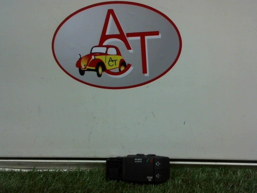 Commande autoradio RENAULT CAPTUR 1 PHASE 1 Diesel - 1