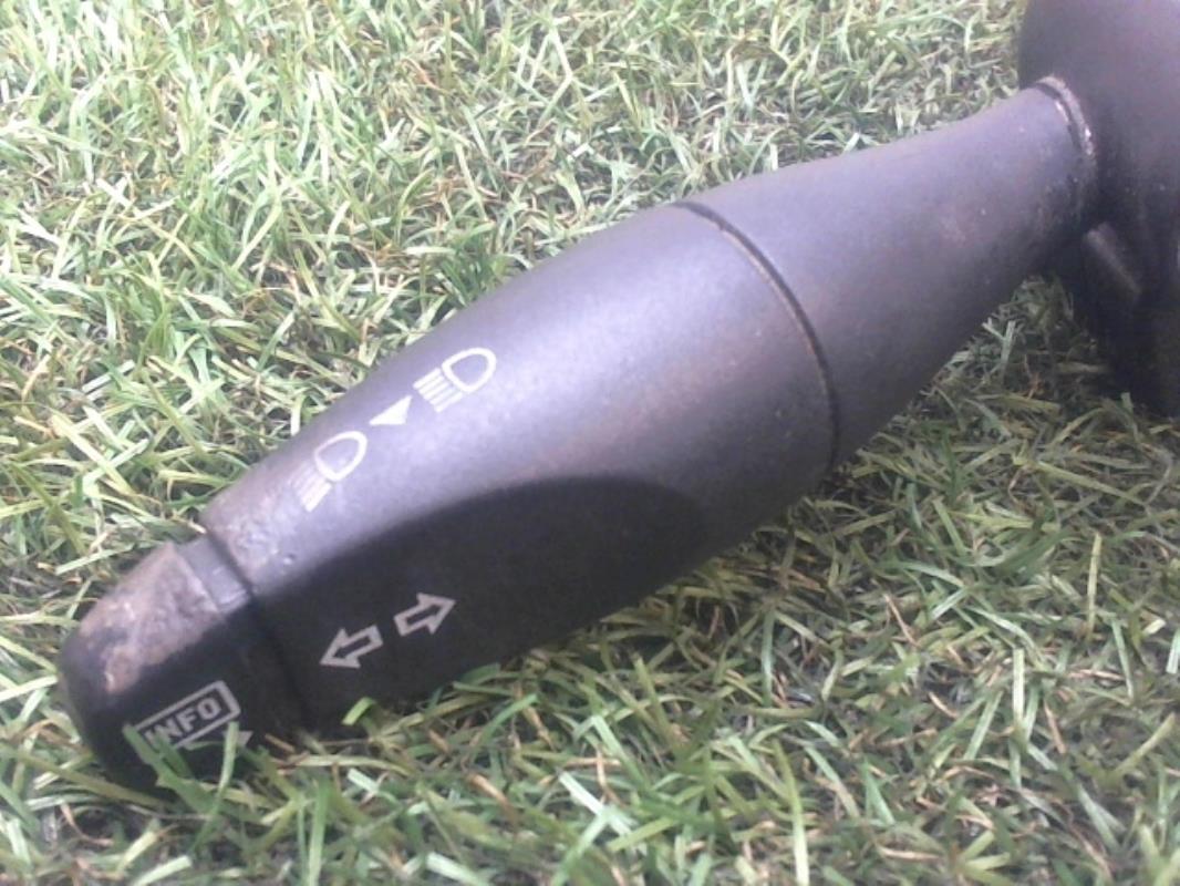 Commodo phare FORD MONDEO 2 BREAK Diesel - 1