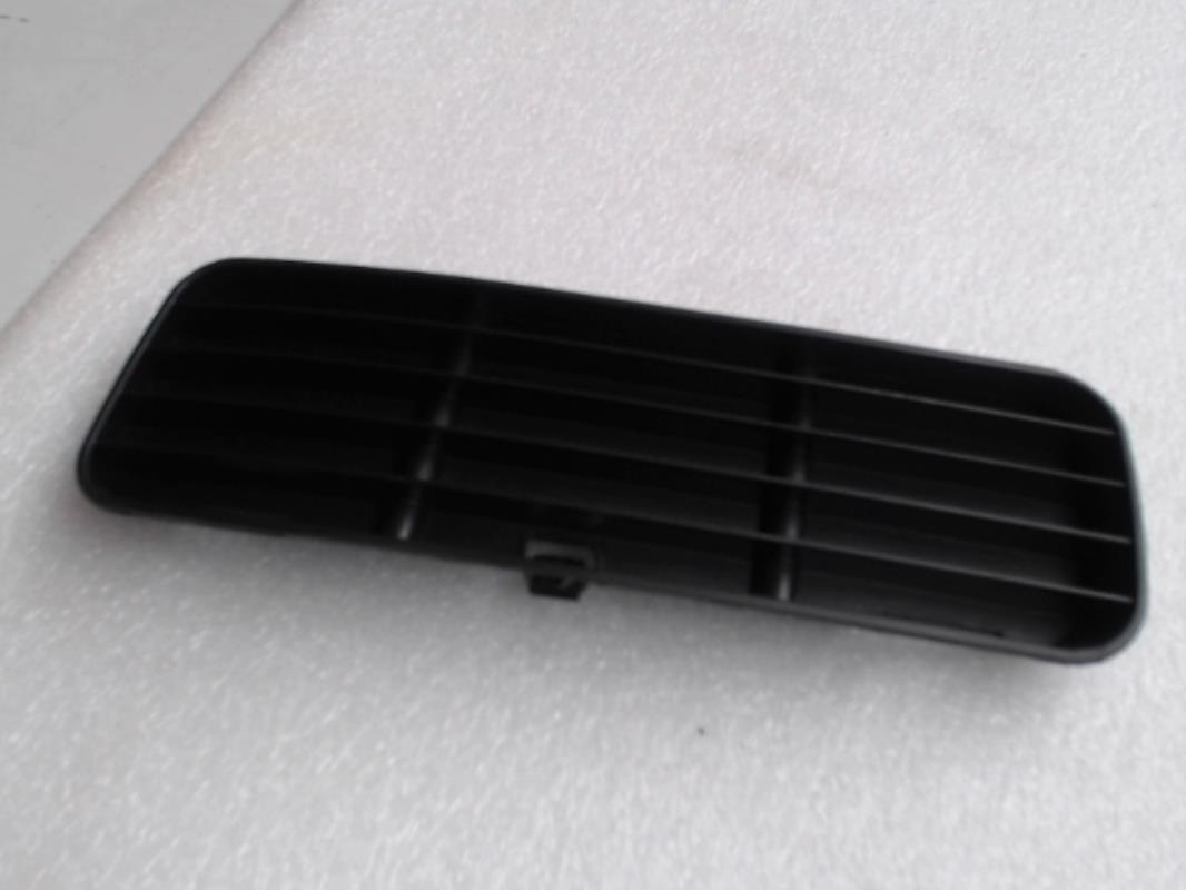 Griglia paraurti VOLKSWAGEN POLO  - 1